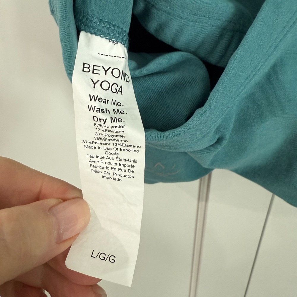 Beyond Yoga NEW Space dye on the up crop top L - Picture 9 of 10